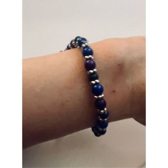 CUTE HAND-MADE BLUE BEADED BRACELET - Picture 1 of 5